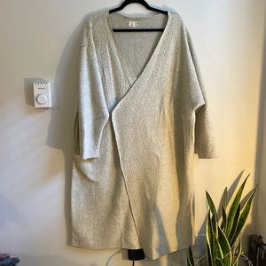 Urban Renewal Blanket Coat Cardigan Size Small